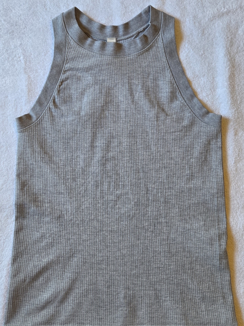 Athleta Renew Seamless Racerback Tank in Gray Size Small